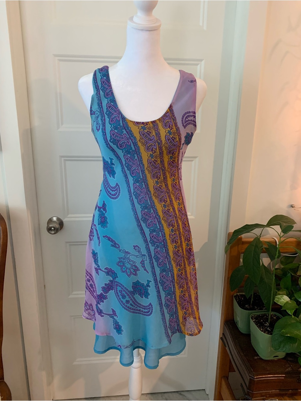 Manui , Uk Women's chiffon turquoise Sleeveless flowy Midi Dress